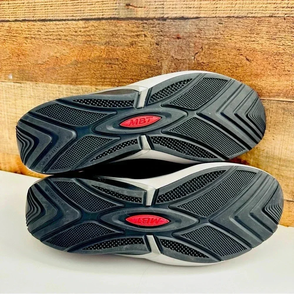 NWOT MBT Mahuta M Black Shoes